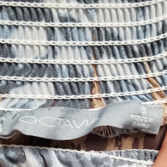 Octavia Abstract Smocked Maxi - Picture 5 of 5